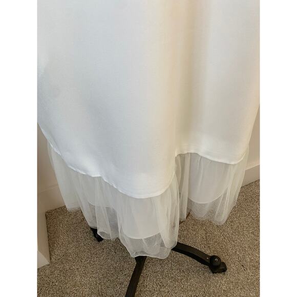 Gracia White Column Dress with Pleated Sheer Sleeves size M - Picture 6 of 8